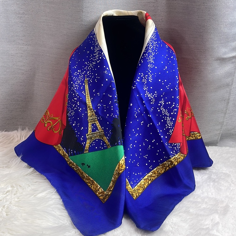 ‼️‼️‼️SOLD‼️‼️‼️Hermes scarf vintage souvenirs de Paris byHilton McConnico - Picture 12 of 16